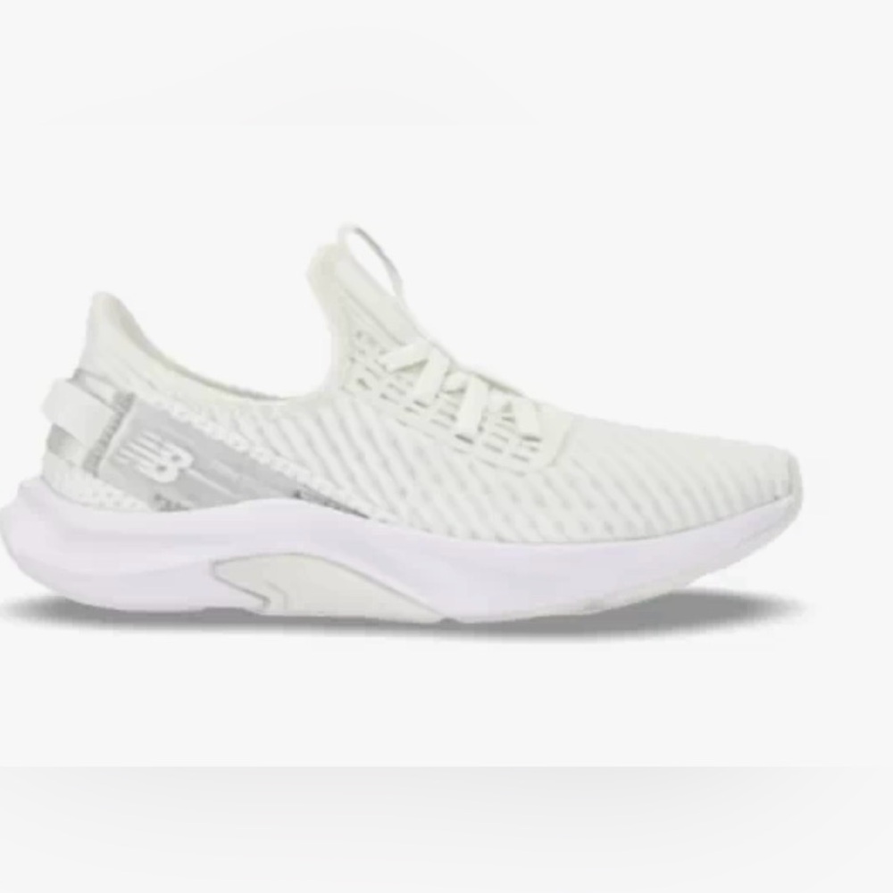 New Balance Womens New in Box Size 9